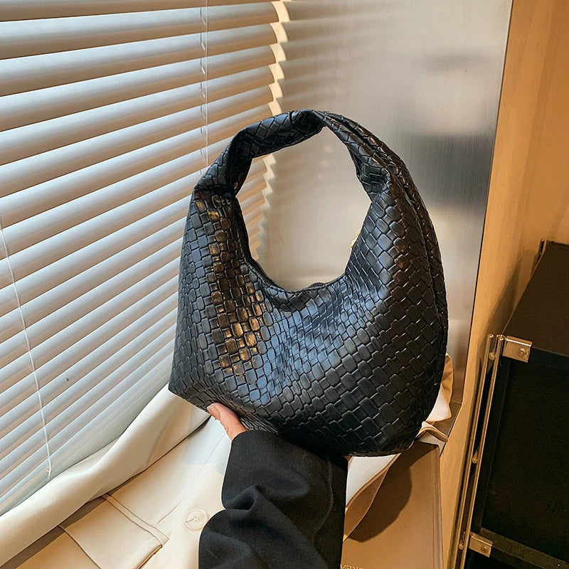 Bolsa Diamante Hobo Trançada