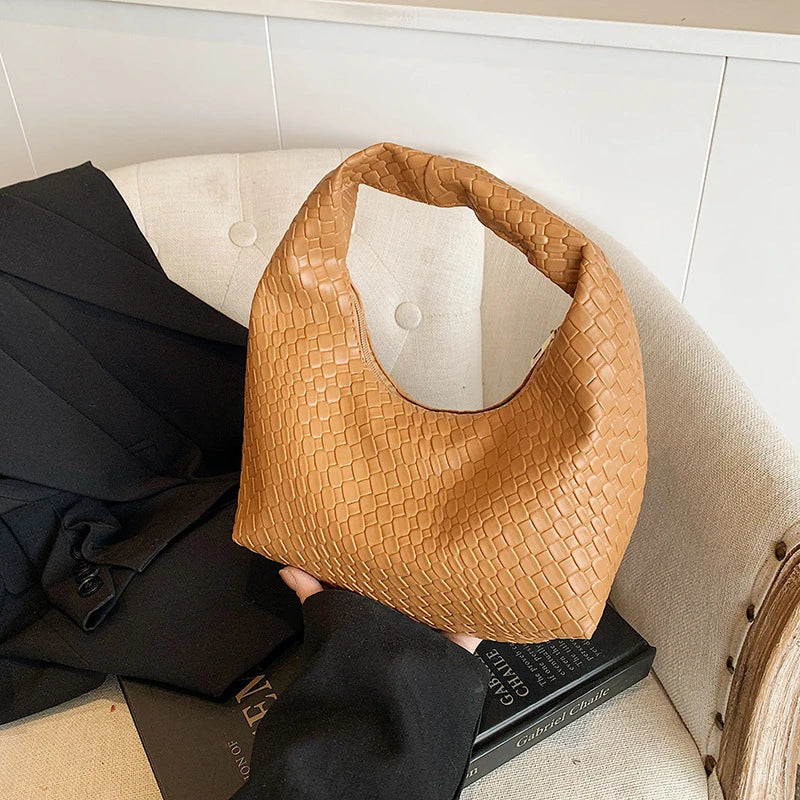 Bolsa Diamante Hobo Trançada