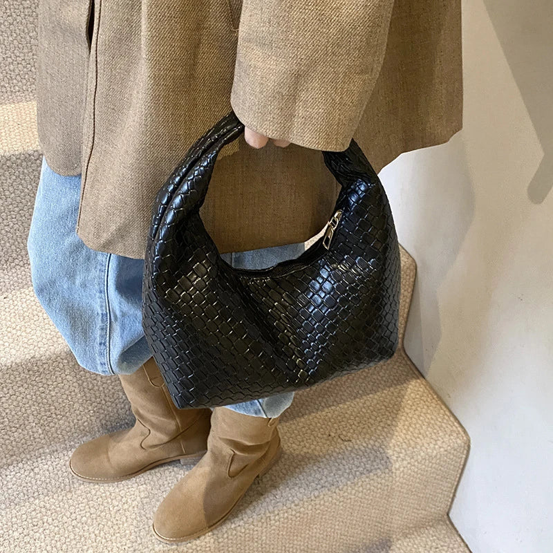 Bolsa Diamante Hobo Trançada