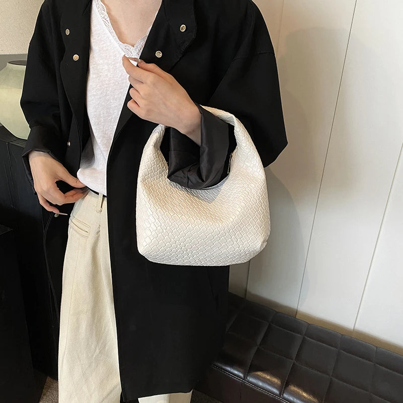 Bolsa Diamante Hobo Trançada